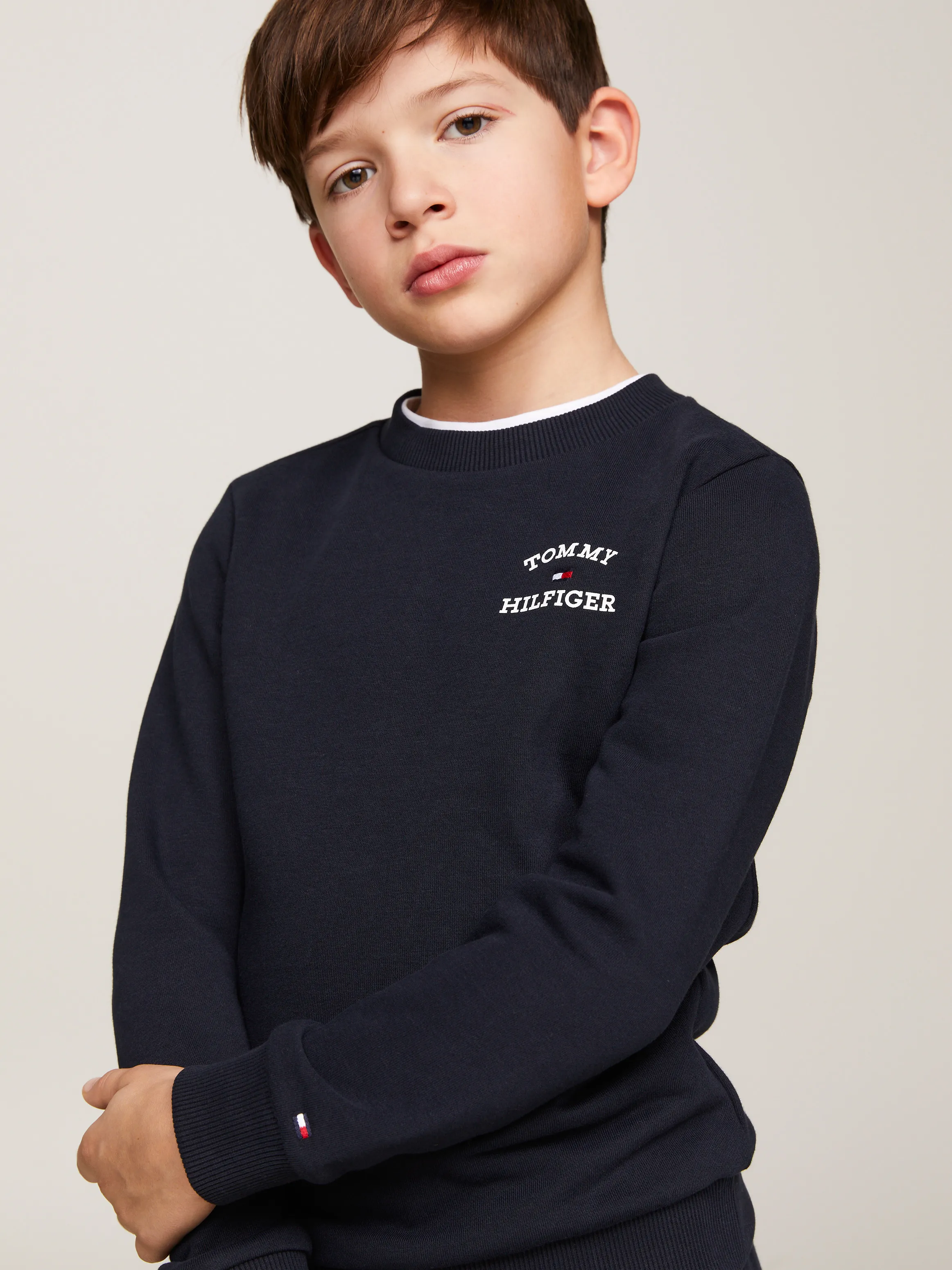 Boys 3-7 Logo Crew Neck Sweatshirt | Sweatshirts & Hoodies | Tommy Kids