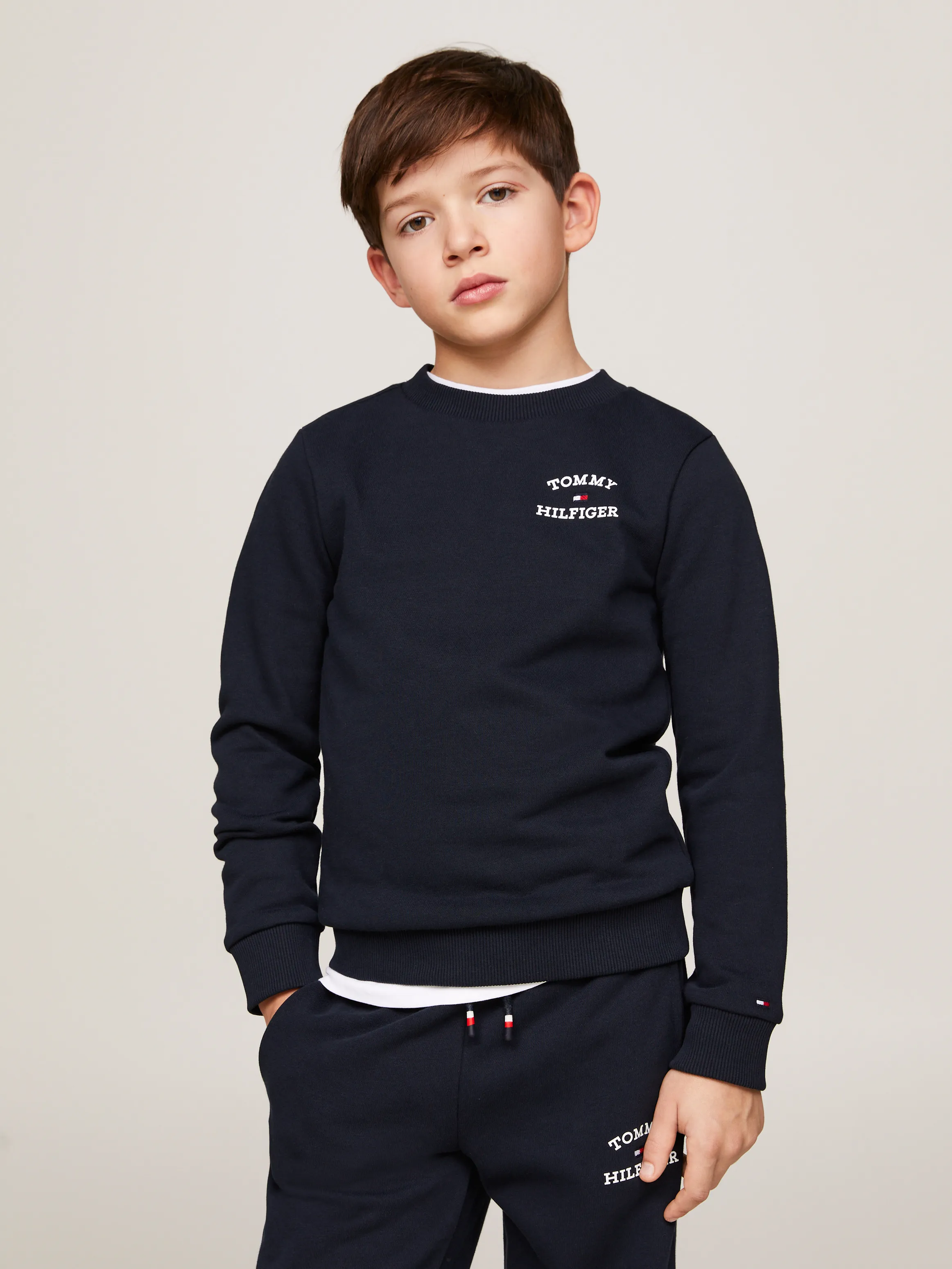 Boys 3-7 Logo Crew Neck Sweatshirt | Sweatshirts & Hoodies | Tommy Kids