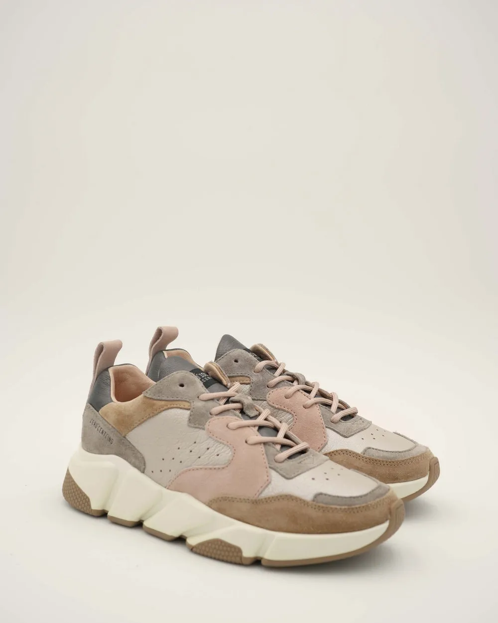 Color Block Adix Almond Sneaker