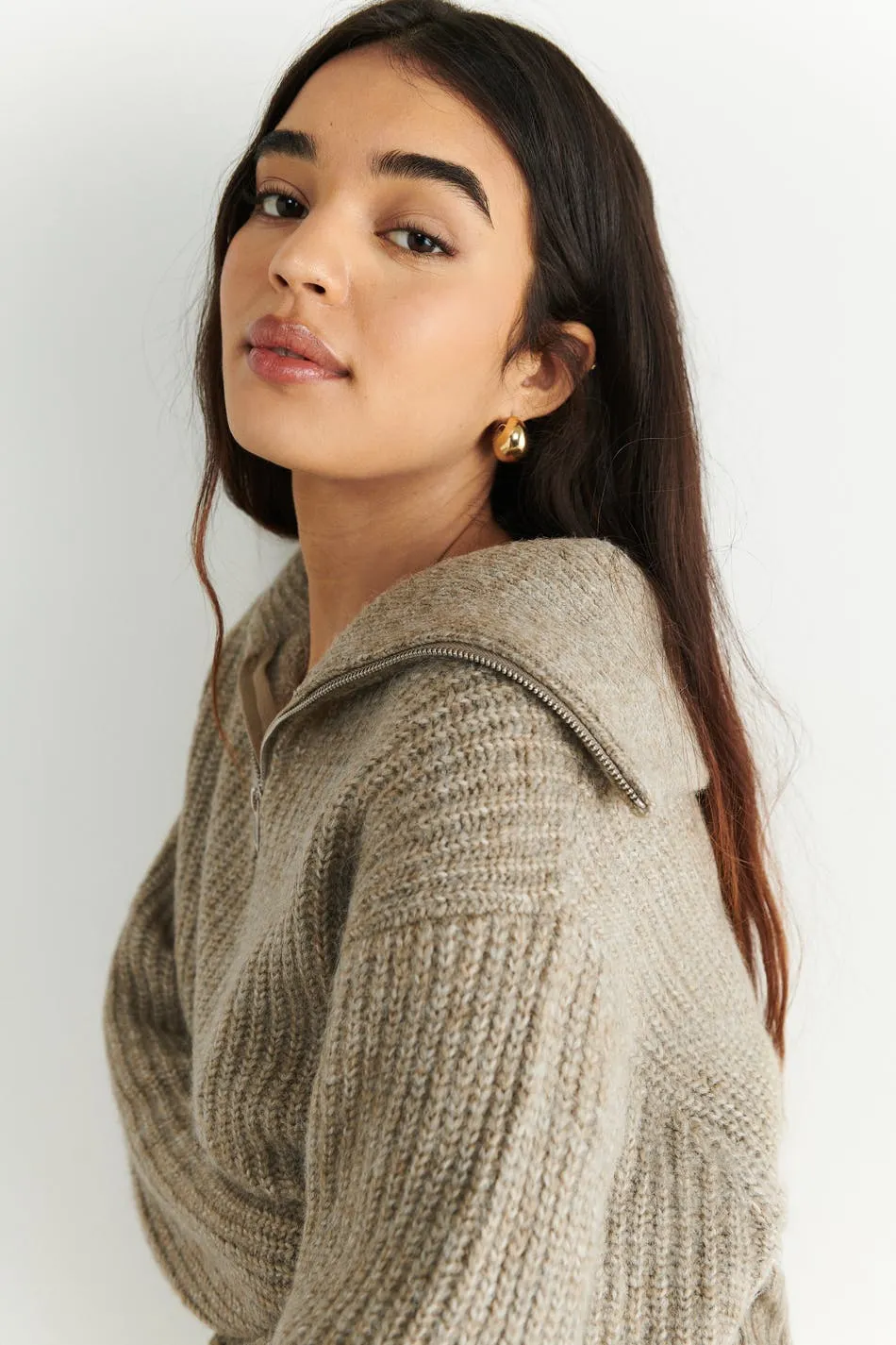 Leslie knitted sweater