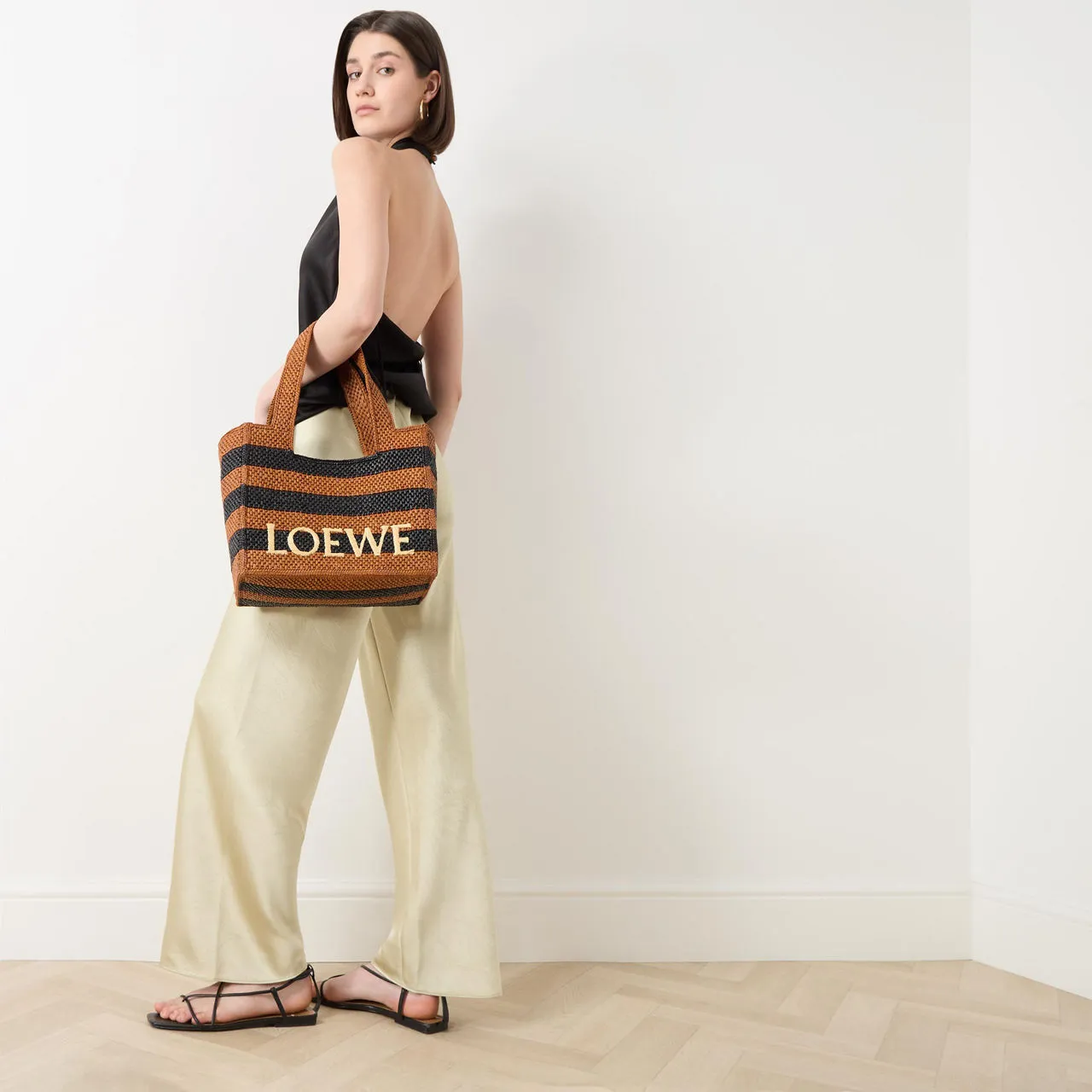 LOEWE PAULAS IBIZA 2024 Font Striped Tote Bag - Black  Honey