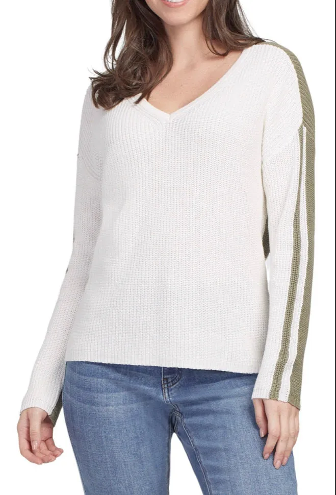 Long Sleeve Sweater with Contrast