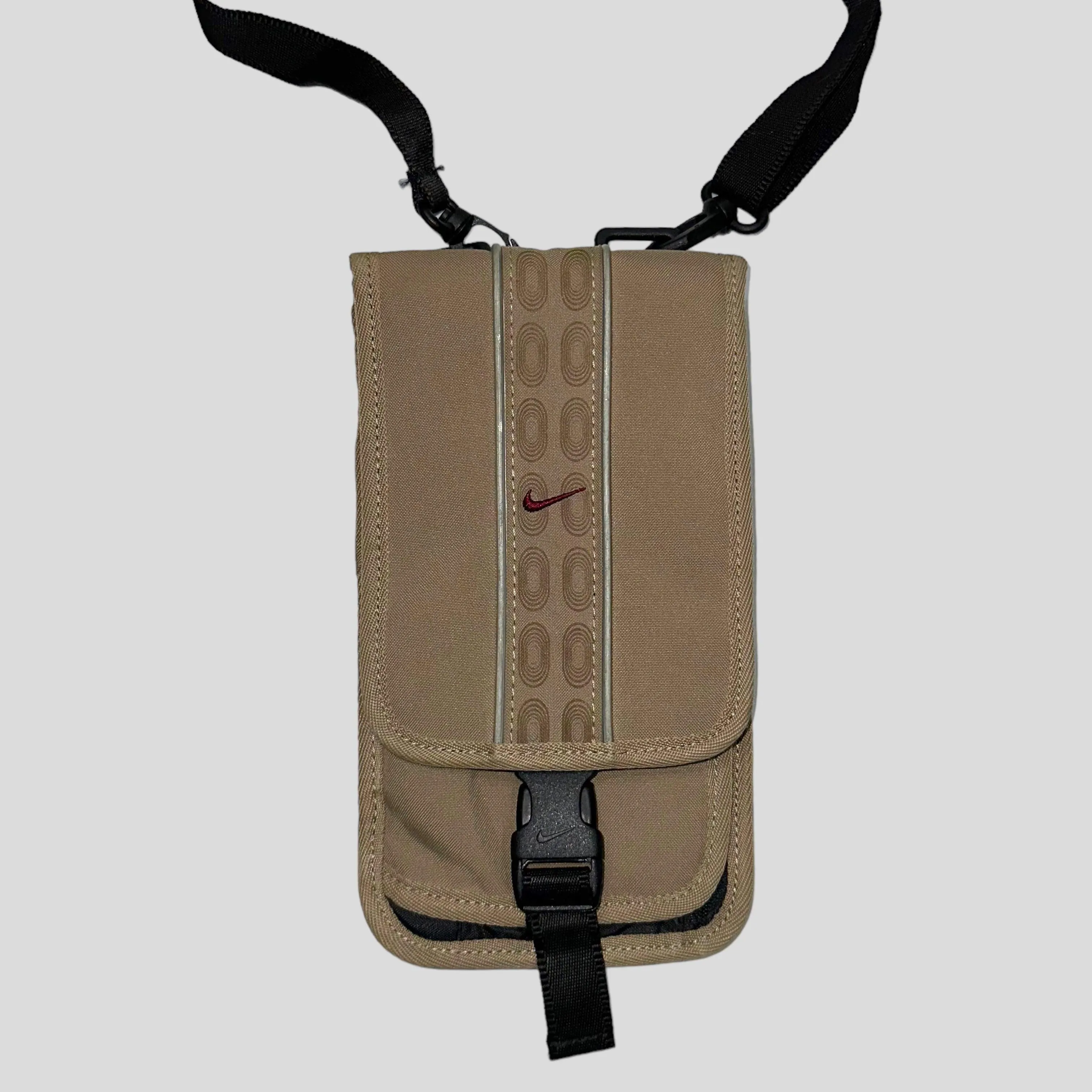 Nike 2005 Crossbody Tri-fold Wallet Bag