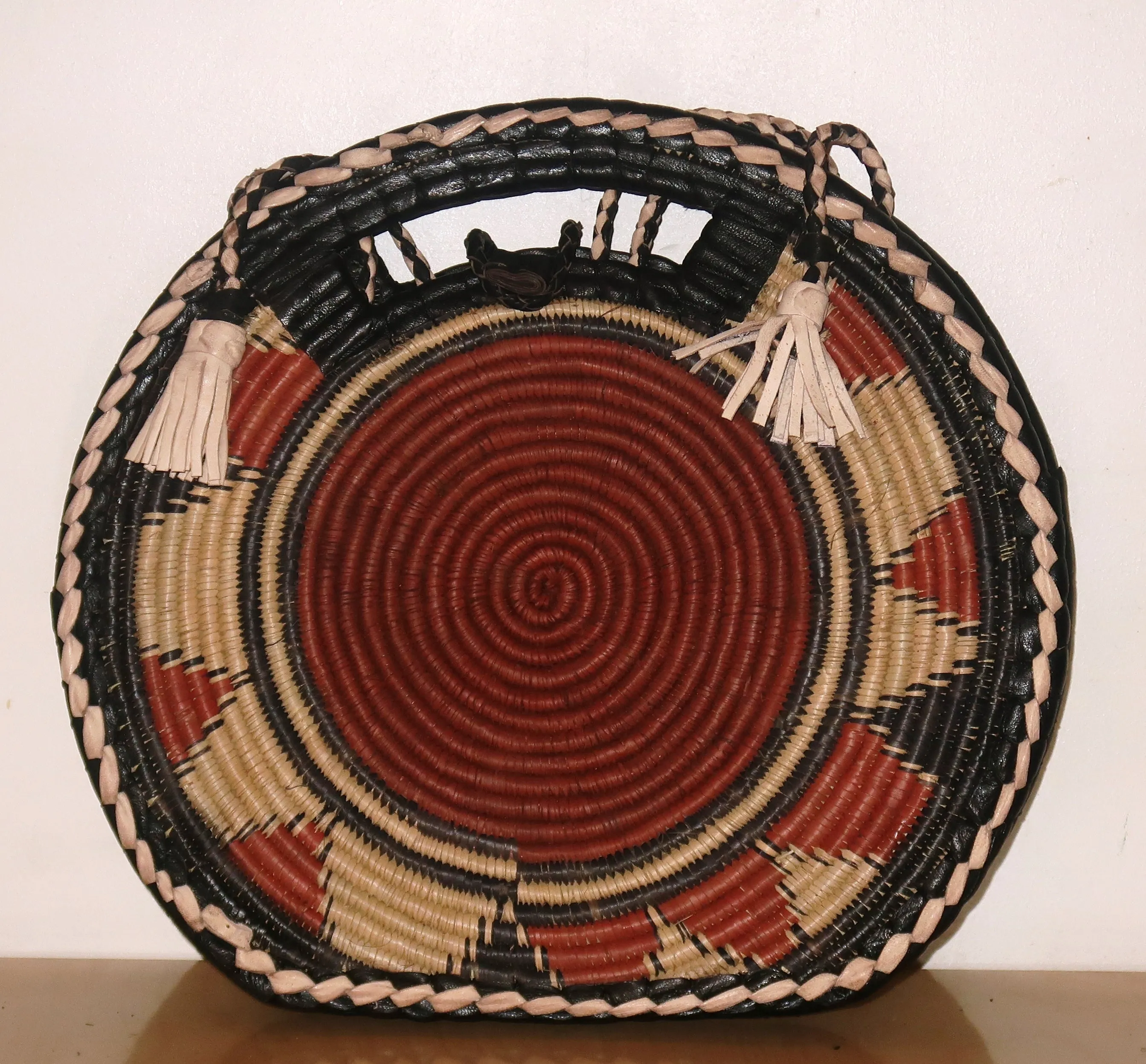 Sac Bolga Africain en cuir et vannerie