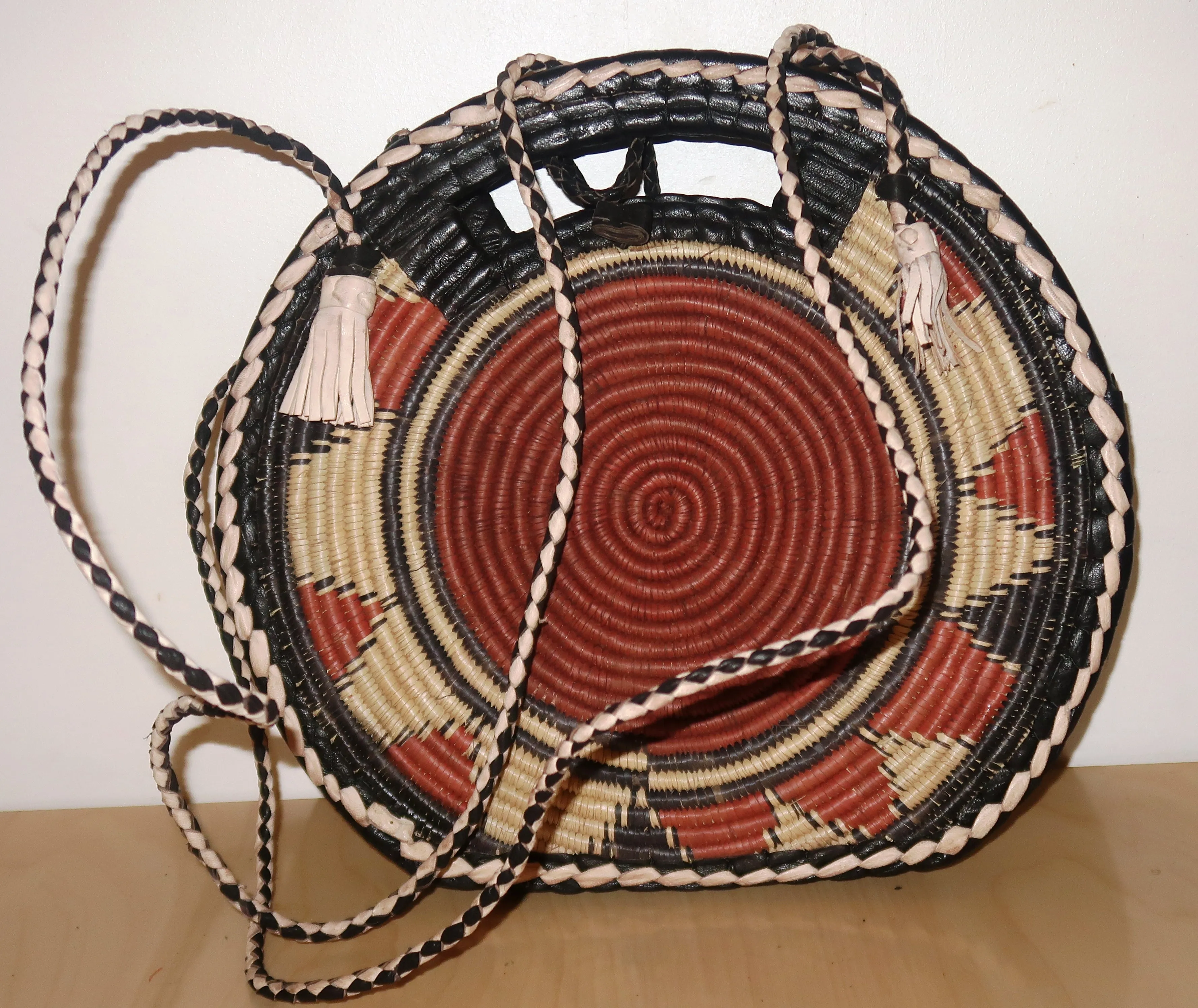 Sac Bolga Africain en cuir et vannerie