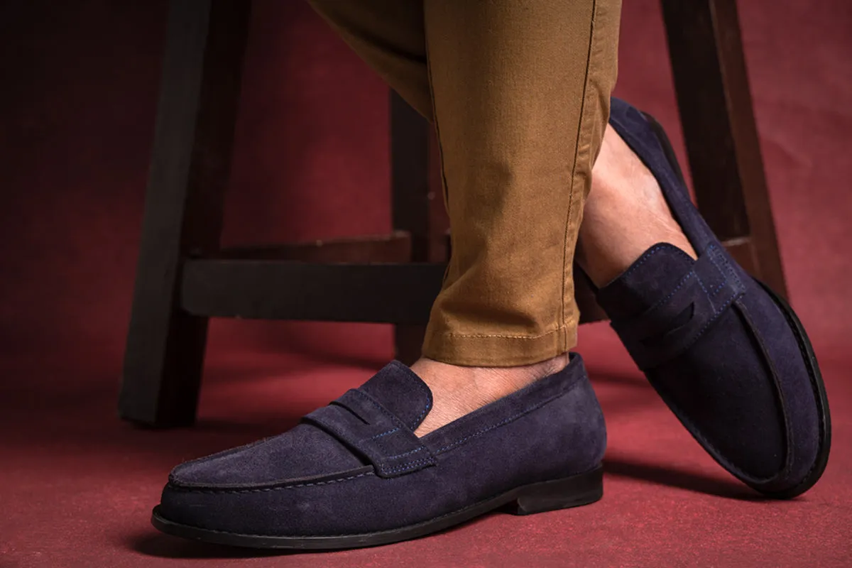 Split Toe Loafer With Hand  Stitched Apron